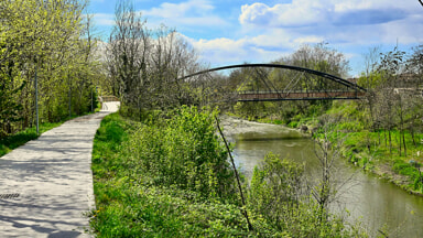 Pista Ciclabile del Fiume Mella nel verde